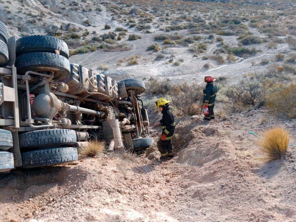 Video Un Cami N Se Qued Sin Frenos En Las Tres Cruces Y Volc La