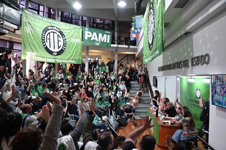 ATE lanzó un paro nacional con movilización a Plaza de Mayo para el 26